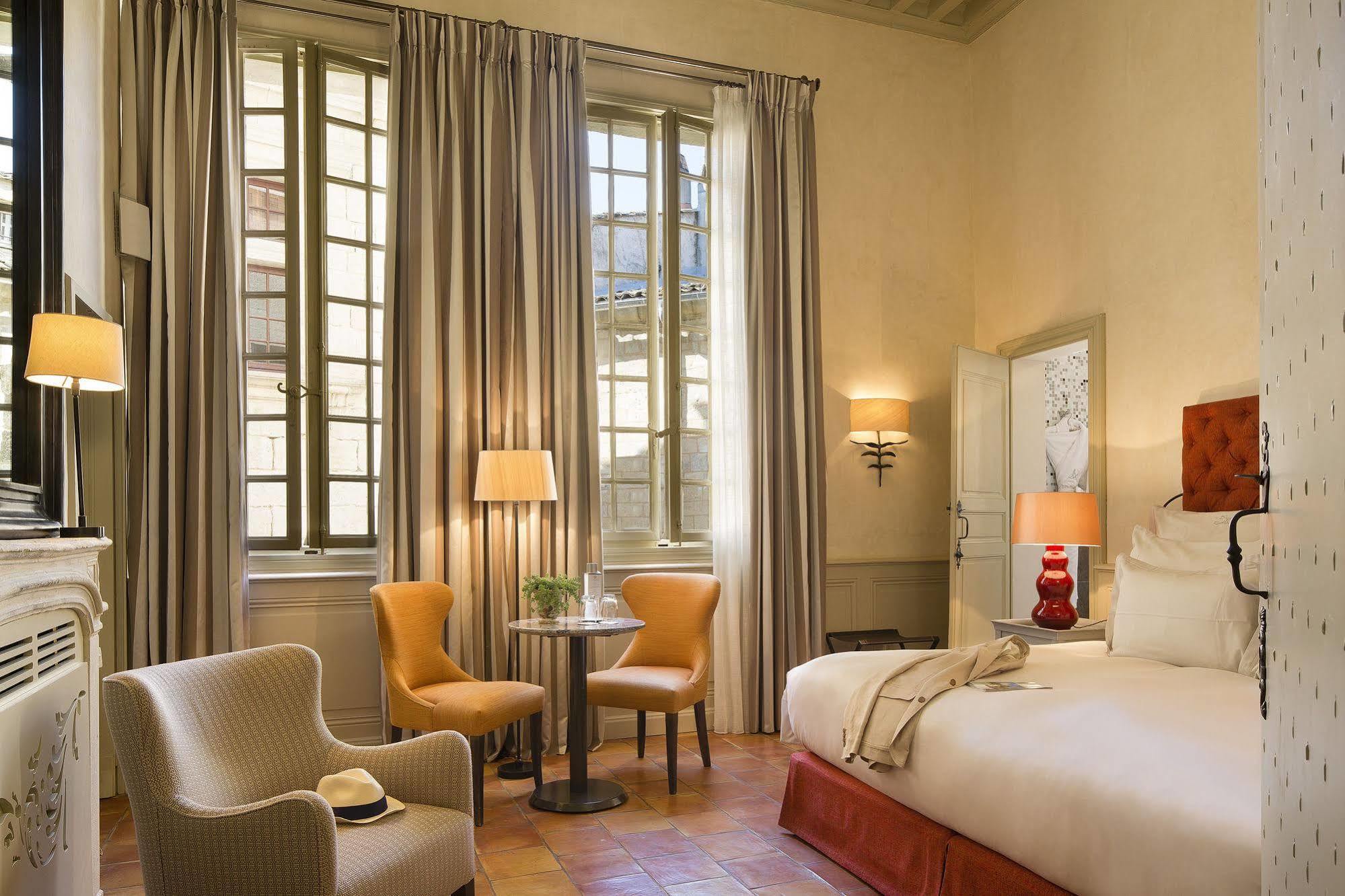 La Maison D'Uzes Relais & Chateaux Exterior photo